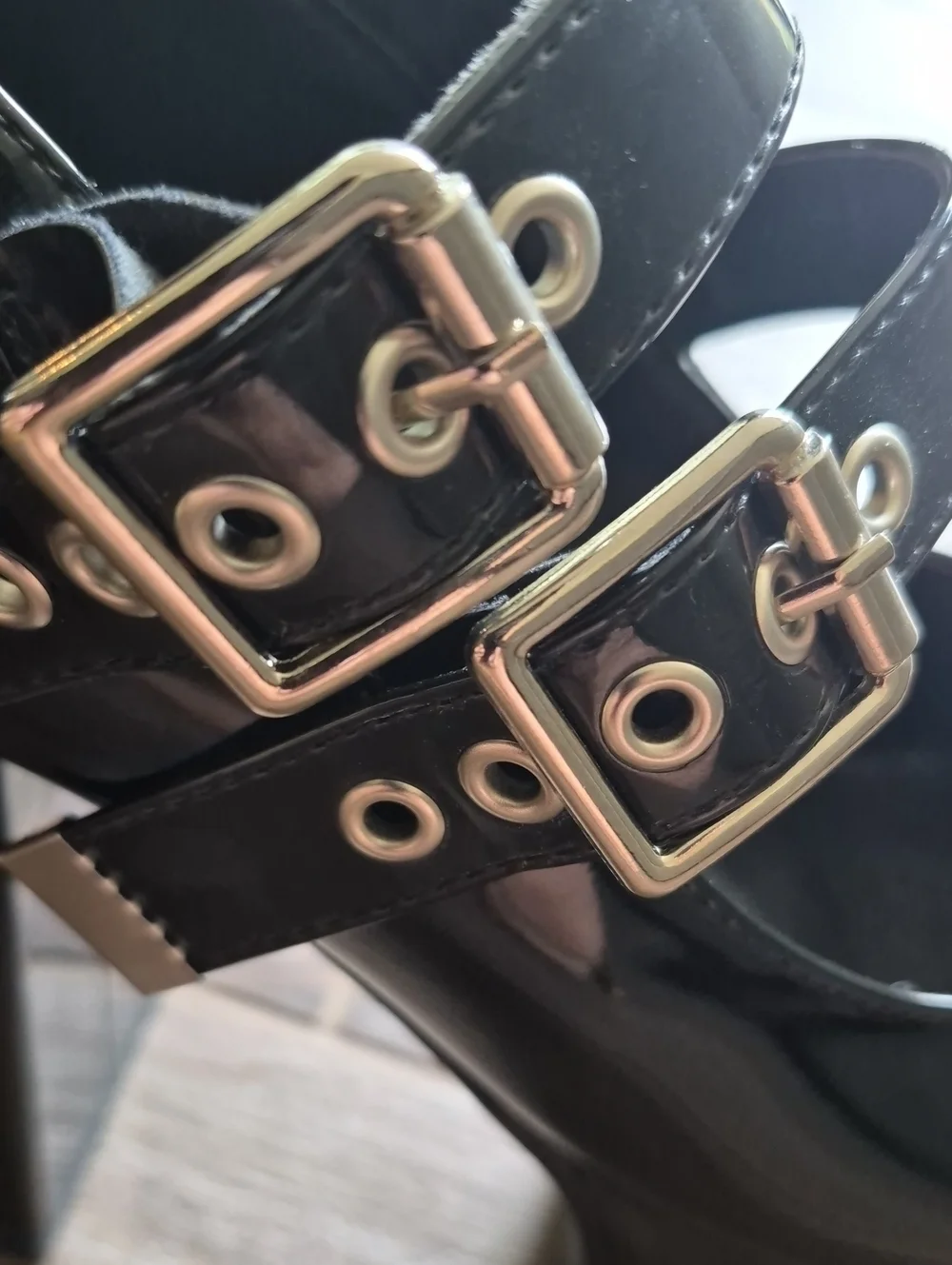 7.5/8 Lamoda Black Onyx Vegan Patent Leather How Ironic Platform Mary Jane Heels